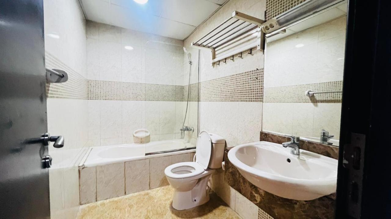 Executive Suite Room In Barsha 1 Near Moe Metro Dubai Esterno foto